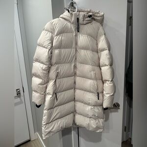Aritzia Supersnug Puffer